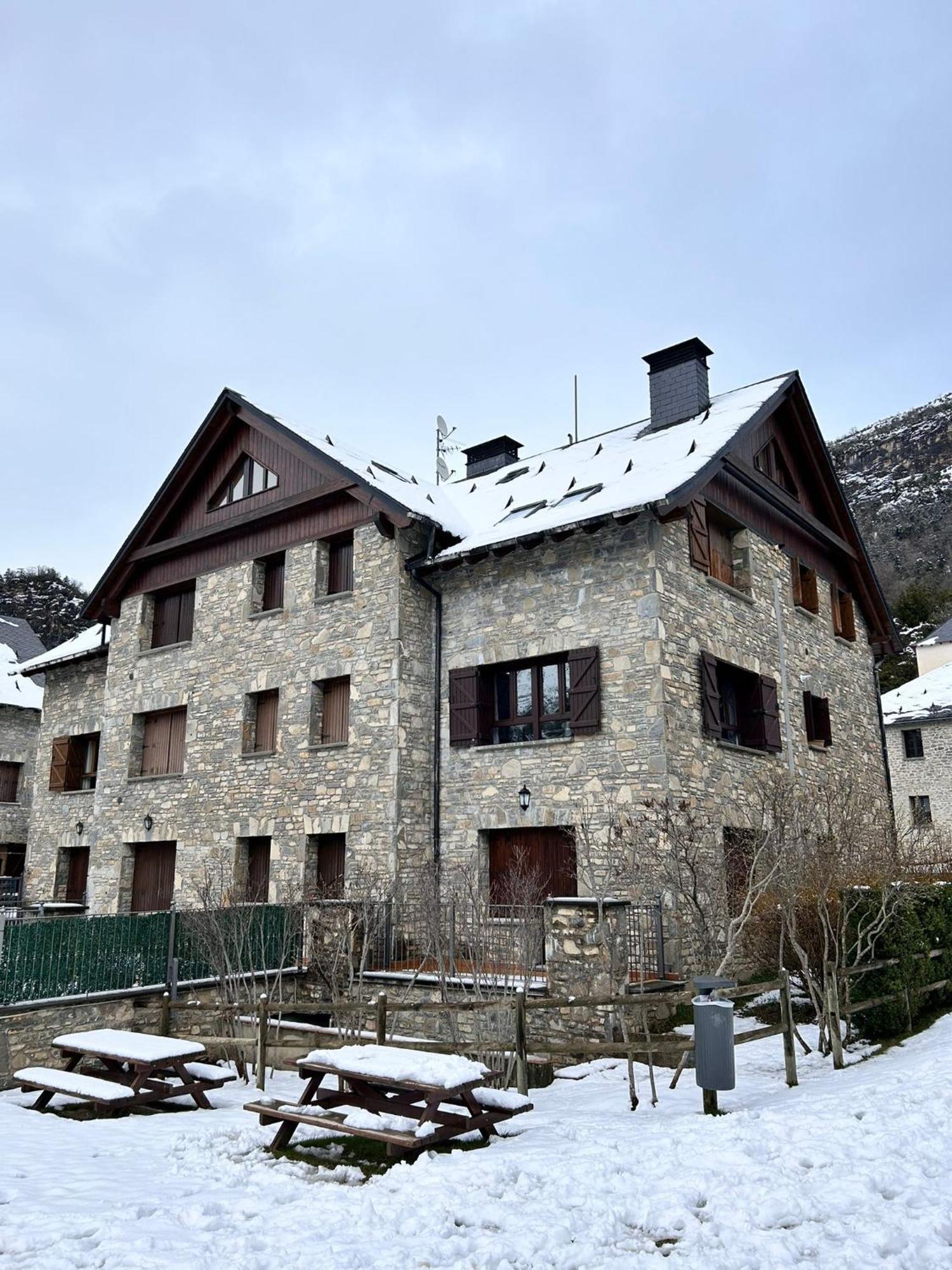 Apartamento A10 De Formigal, 9 Personas Y Garaje Escarrilla Eksteriør billede